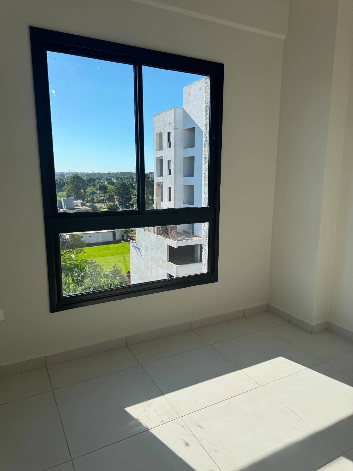 A Estrenar - 1 Habitación Con Cochera Incluída - Zuba 12 (zona Dazzler) — foto 3