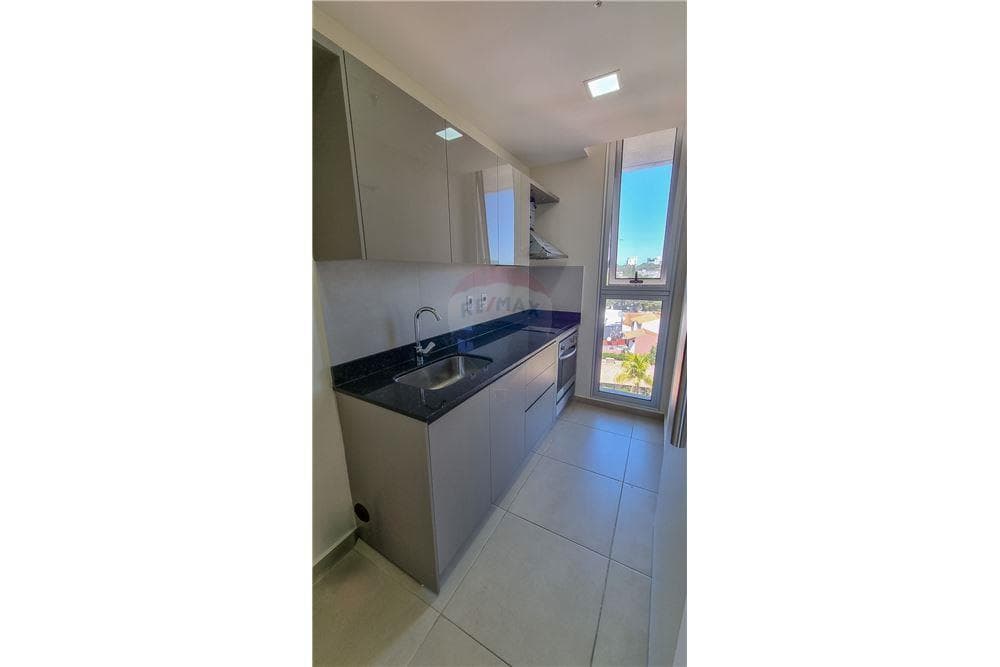 En venta departamento una hab home Villa Morra, foto 5