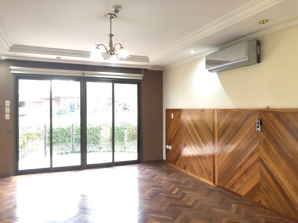 En alquiler - residencia de 6 dormitorios - barrio los laureles, foto 2