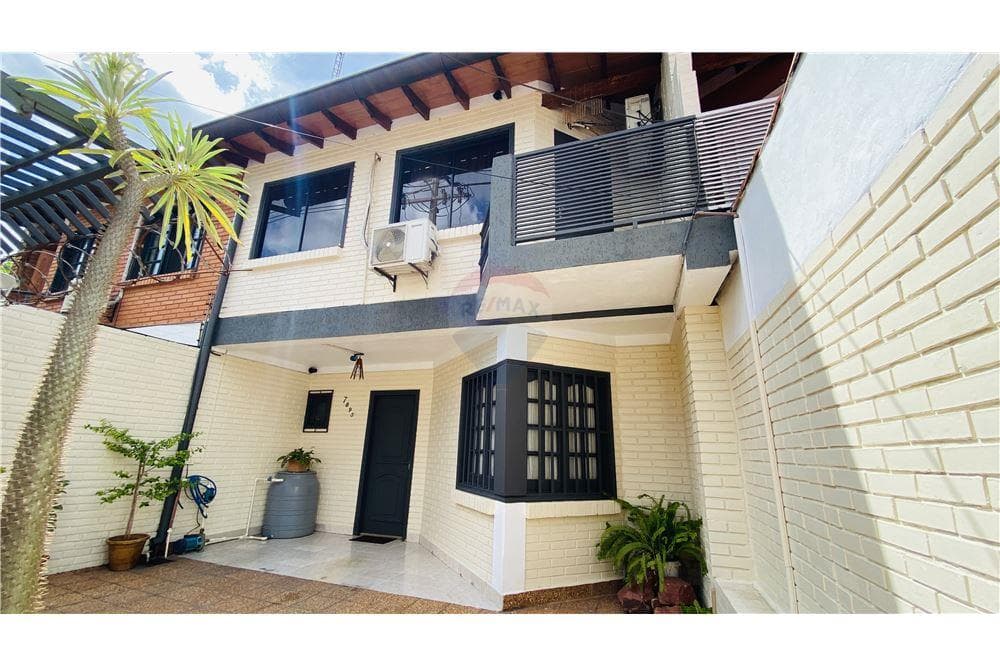 Duplex - Venta- Fernando de la Mora, invierte en un bello hogar!