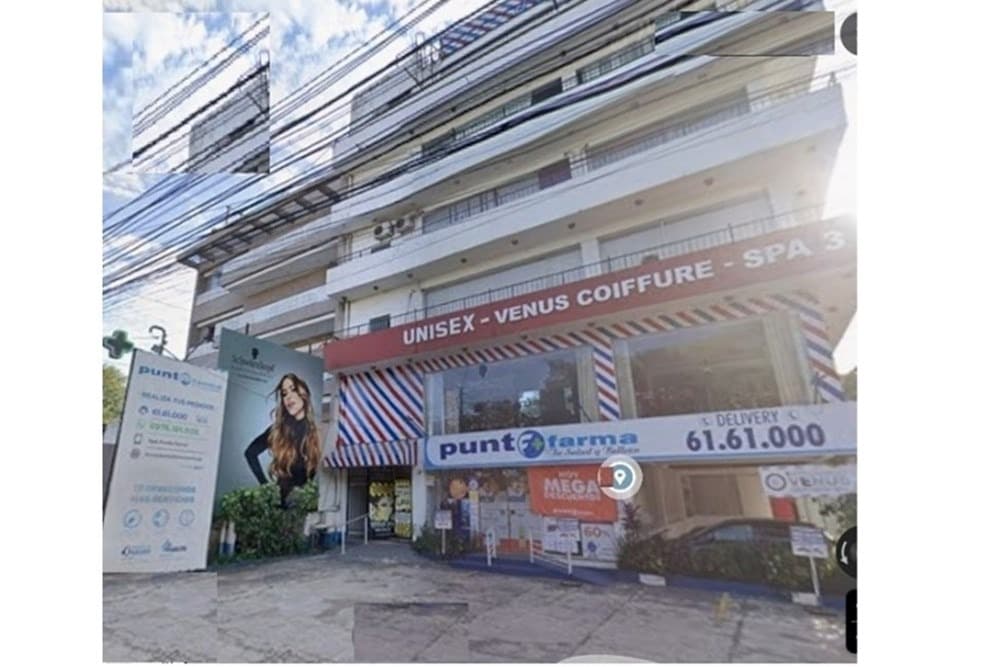 Imponente Salón Comercial en Esquina sobre Avda. Mariscal López — foto 3