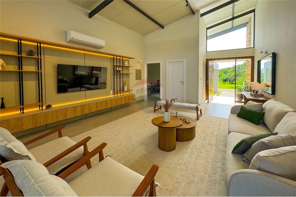 Residencias de Lujo en Surubi i, foto 1