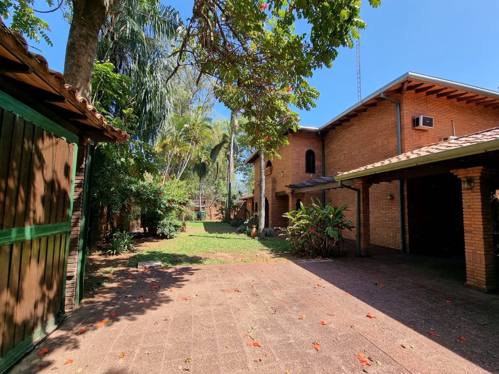 Amplia Y Hermosa Residencia — foto 4