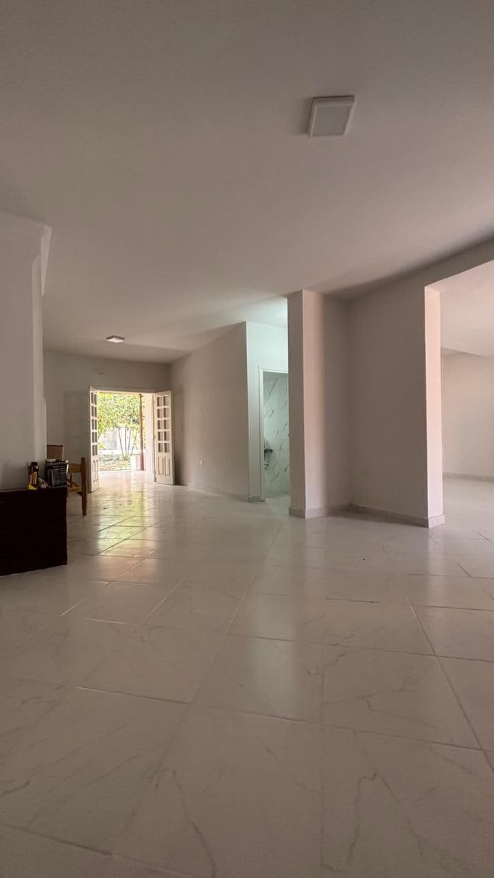 Amplia casa – zona parque de la salud, foto 5