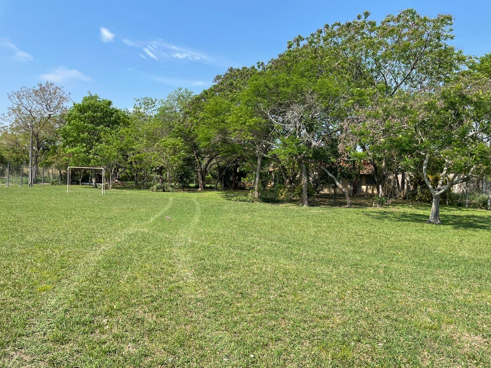 TERRENO SURUBI'I. Superficie: 2086m2. Ubicado a 150m de la Avda. Principal — foto 2