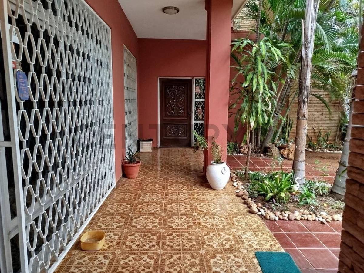 Bella residencia en barrio mburicao, foto 4