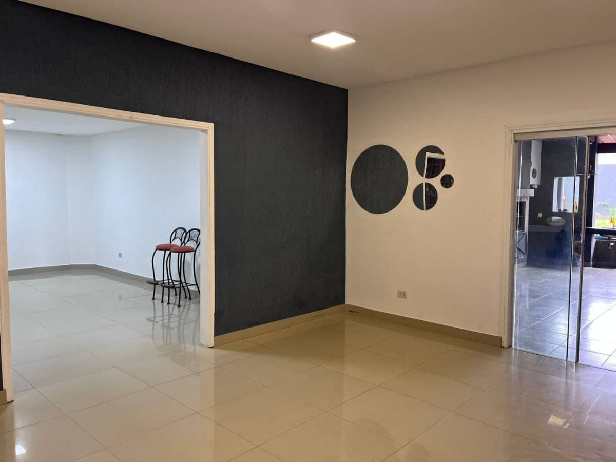 Se alquila residencia a media cuadra del cit, foto 1