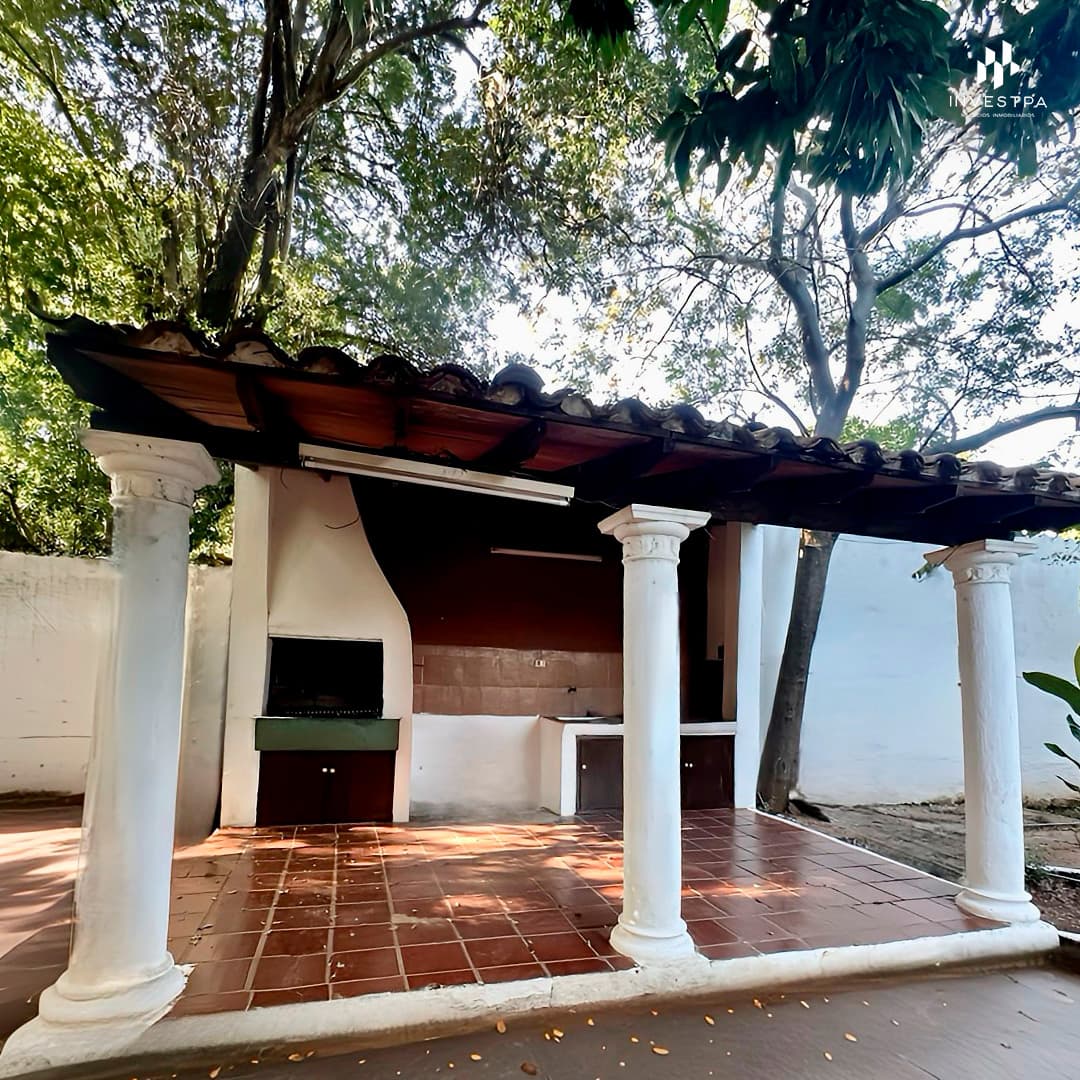 Importante residencia ideal para TU EMPRESA rodeada de mucha naturaleza, foto 1