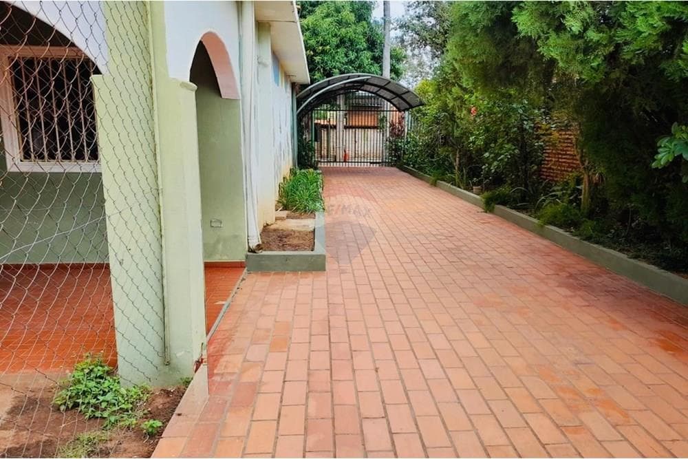 House - For Sale - Paraguay Asunción Zeballos Cué — foto 2