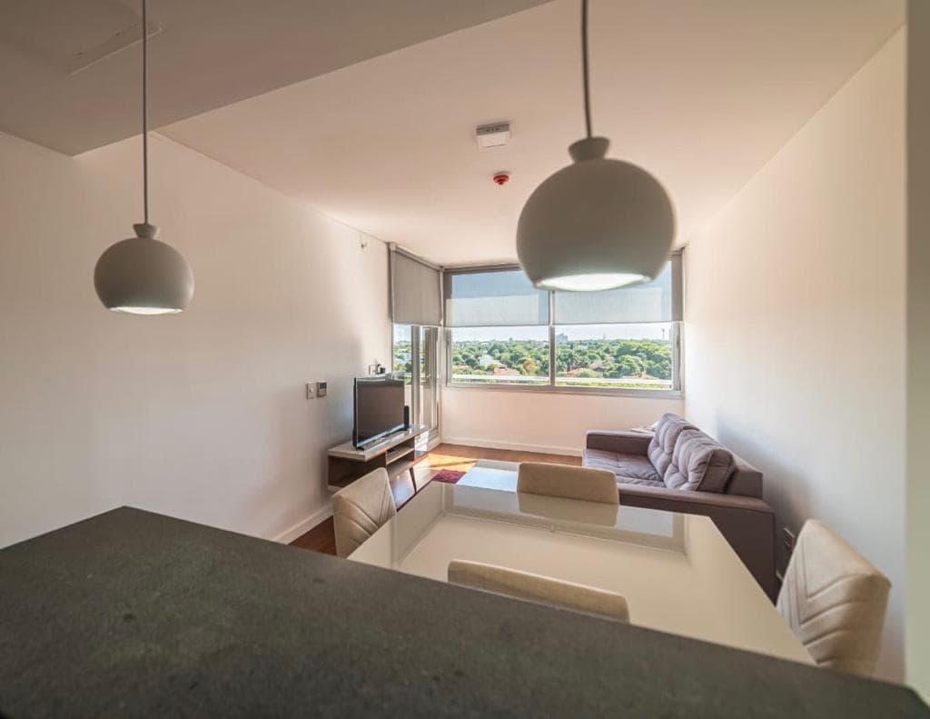 Vendo Dpto de un Dormitorio Finamente Amoblado y Equipado Sobre Avda. Santa Teresa