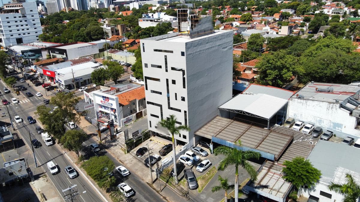 Oficina Piso Completo De 336 m2 En Barrio Villa Morra Sobre Importante Avenida, foto 3