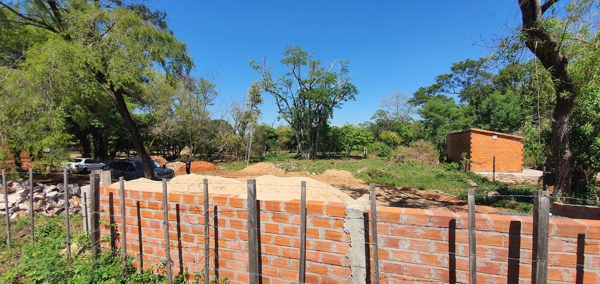 Terreno De 5.497 m2 Sobre Asfalto En La Ciudad De Limpio, foto 2