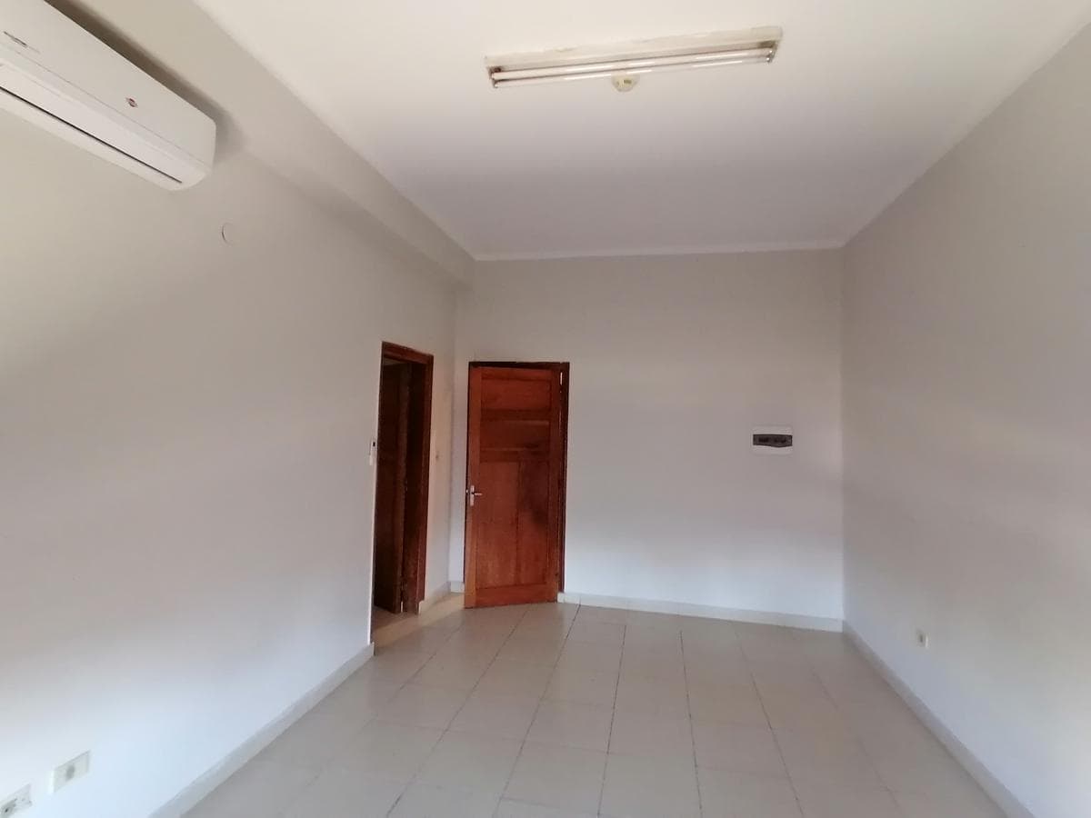 Departamento De 2 Dormitorios 85 m2 Centro De Asunción, foto 4