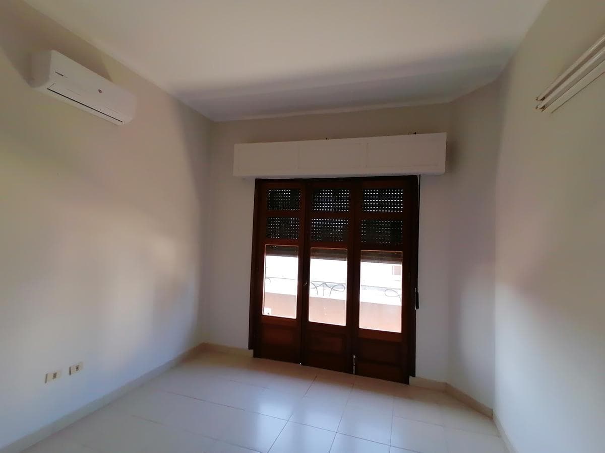 Departamento De 2 Dormitorios 85 m2 Centro De Asunción, foto 1