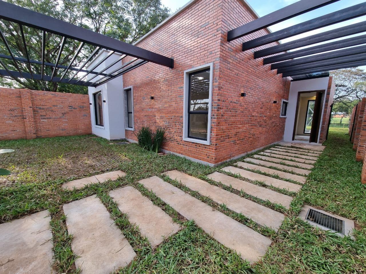 Casa a Estrenar De 3 Dormitorios Con Piscina En Sanber, Villa Delfina, foto 4