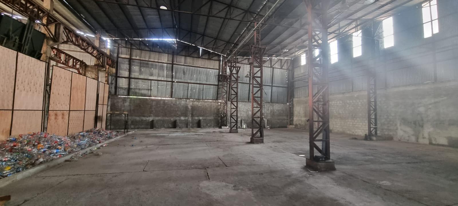 6 Depósitos Juntos En Barrio Las Mercedes, foto 3