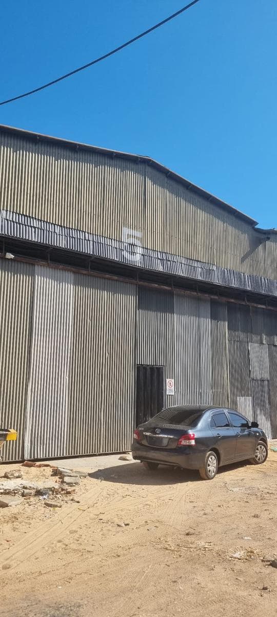 6 Depósitos Juntos En Barrio Las Mercedes, foto 4