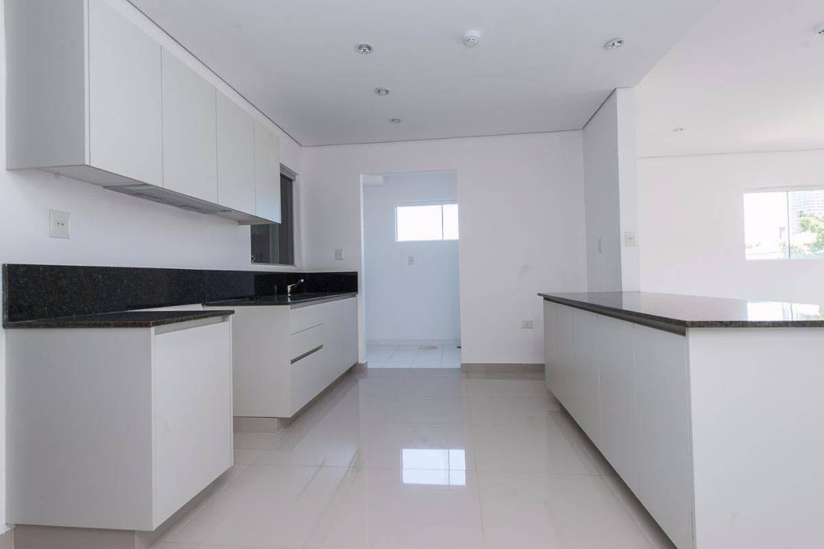 Departamento de 3 Dorm. Zona Molas López en Mburucuya, foto 4