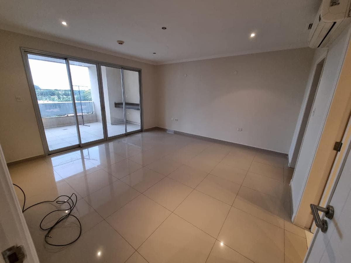 Penthouse Semi Amoblado De 4 Dormitorios Con Piscina Propia — foto 4