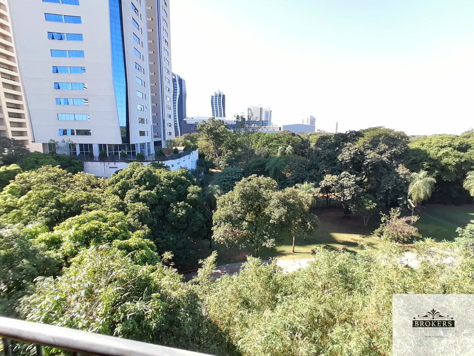 Departamento en venta de 3 dormitorios c/ cochera en Ykua Sati, foto 5