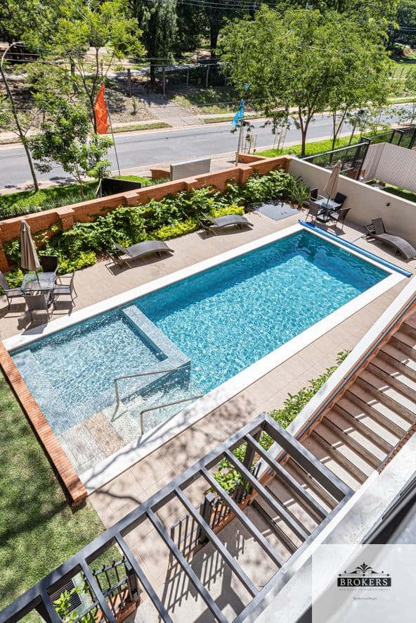 Vendo Departamento De 3 Dormitorios a Estrenar En Barrio Loma Pyta