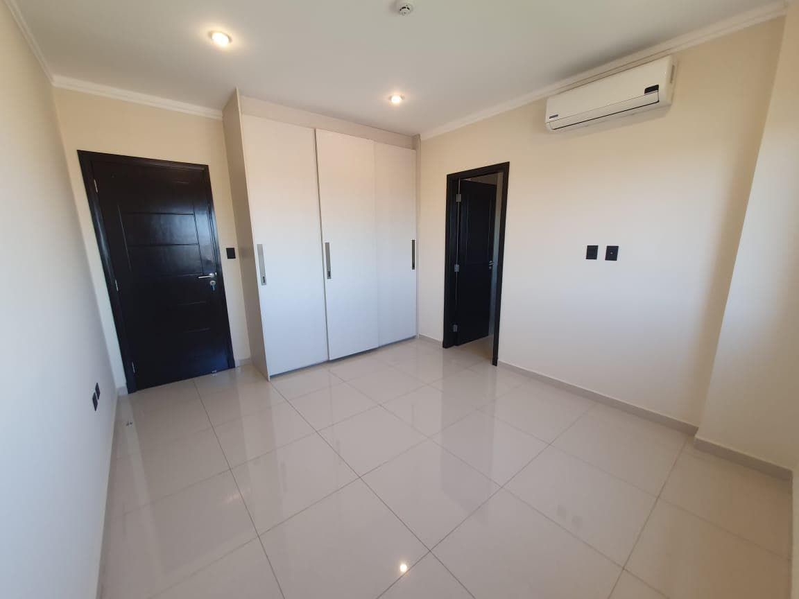 Exclusivo Departamento De 3 Suite Con 2 Cocheras En Carmelitas — foto 3
