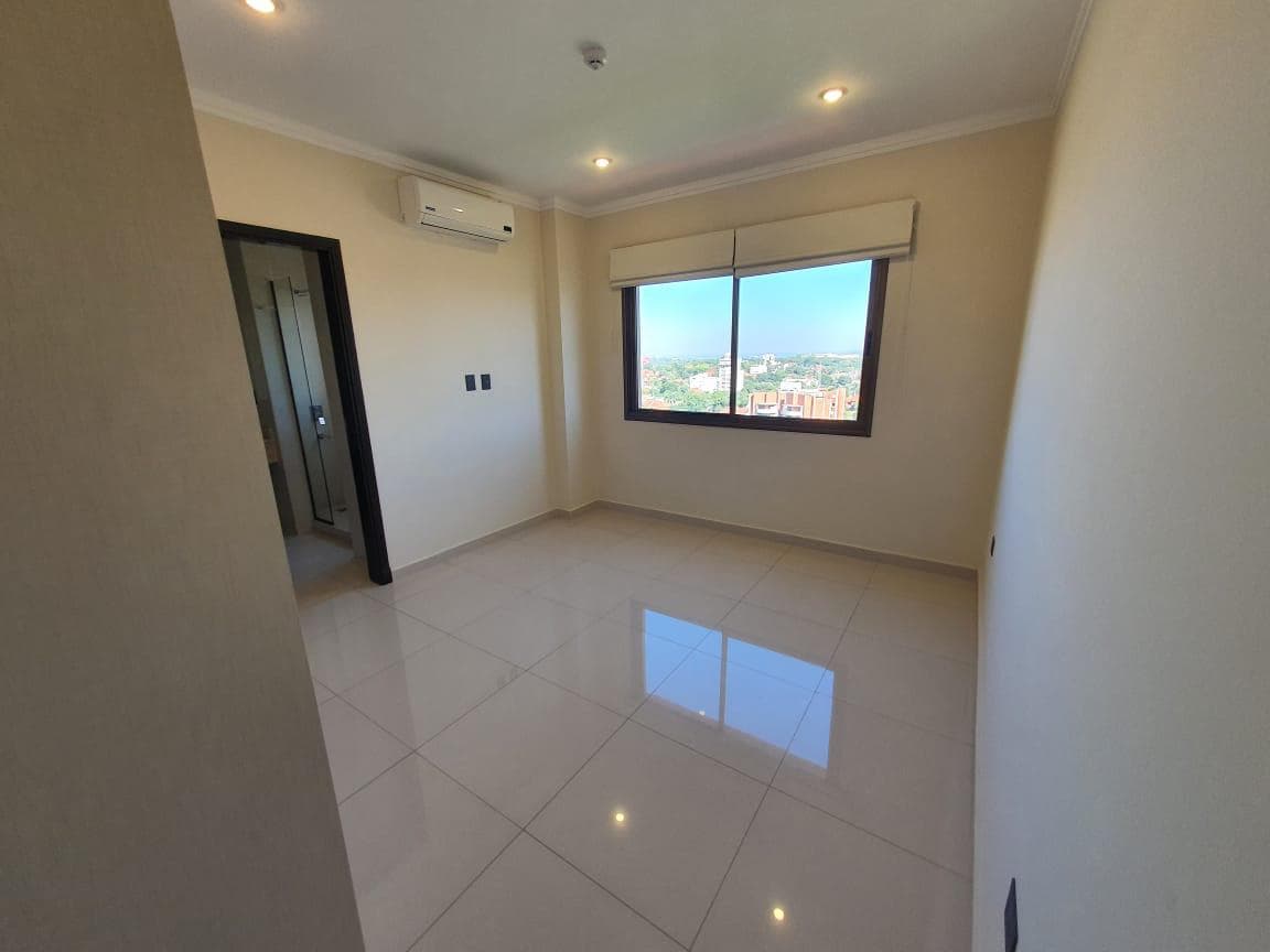 Exclusivo Departamento De 3 Suite Con 2 Cocheras En Carmelitas — foto 2