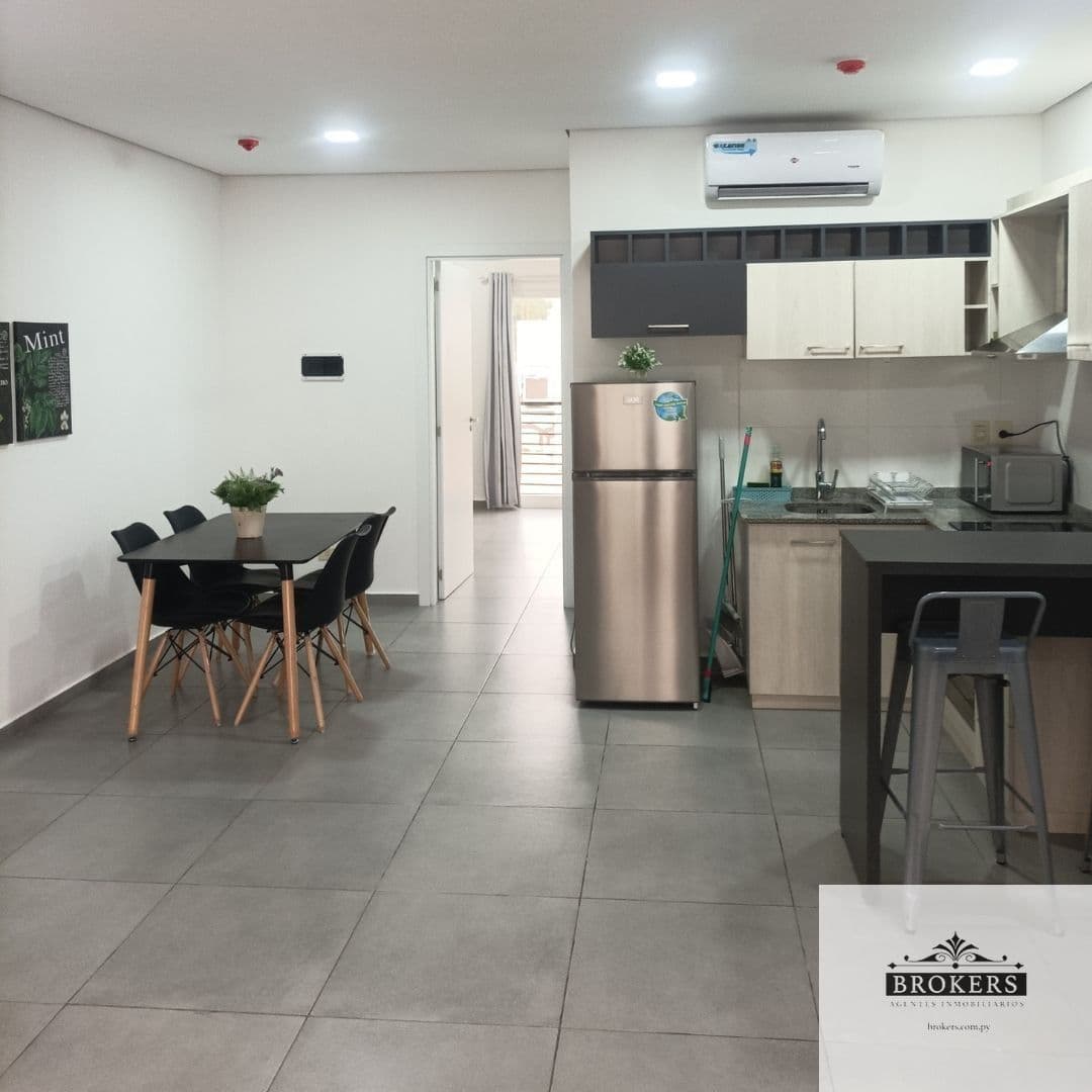 Departamento en alquiler de 1 dormitorio c/ cochera en Ykua Sati, foto 2