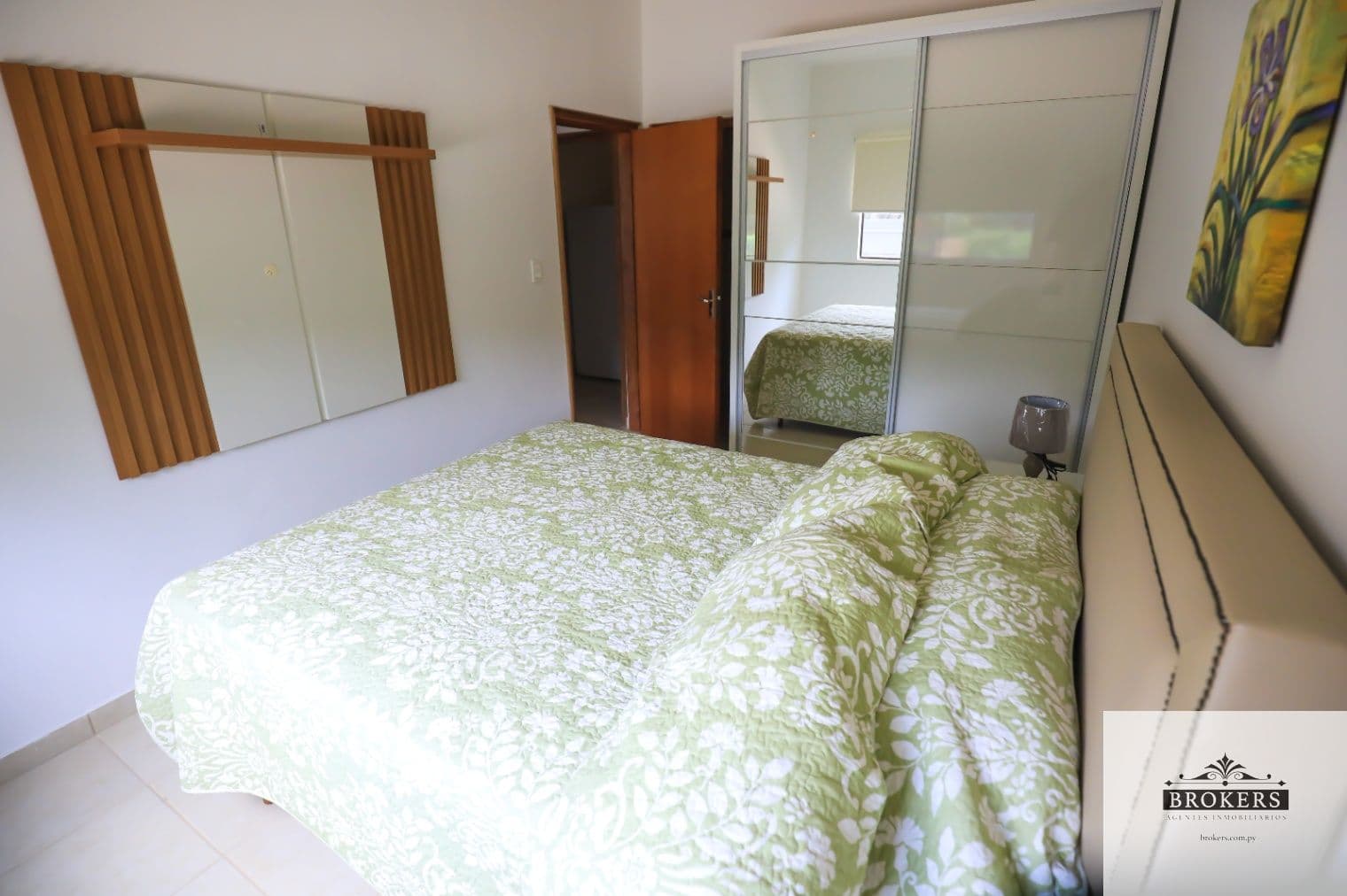 Departamento De 2 Dormitorios En Condominio Cerrado En Lambare, foto 3