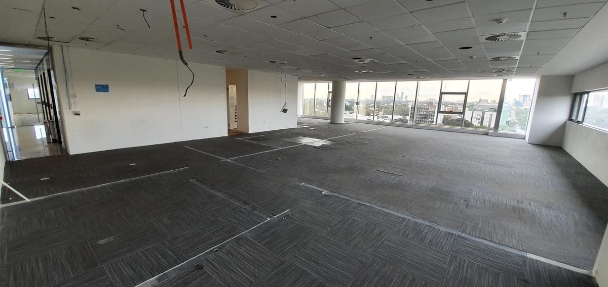 A Estrenar Oficina Corporativa de 222 m² Con 2 Cocheras En Villa Morra — foto 4