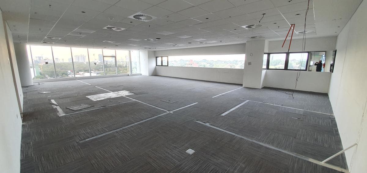 A Estrenar Oficina Corporativa de 222 m² Con 2 Cocheras En Villa Morra — foto 2