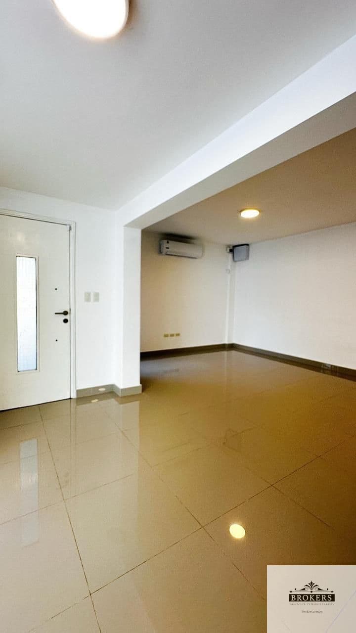 Dúplex de 3 Dormitorios en Barrio Santa María, foto 3