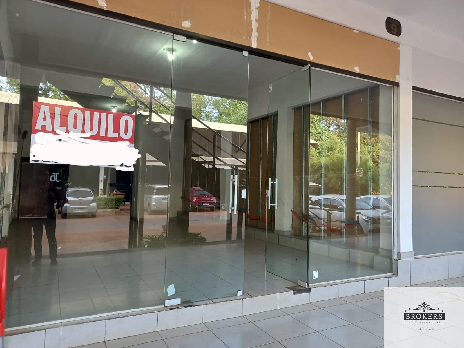 Local Comercial de 50M2 en alquiler ubicado en Villa Amelia Zona UNA — foto 2