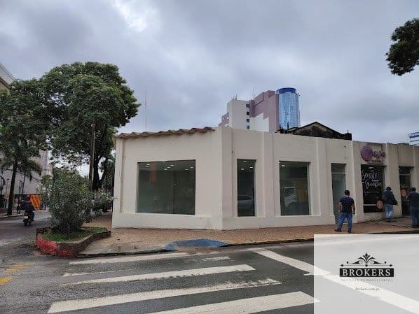 Amplio Local Comercial 100 m2 en esquina Zona Shopping Mariscal Lopez, foto 1