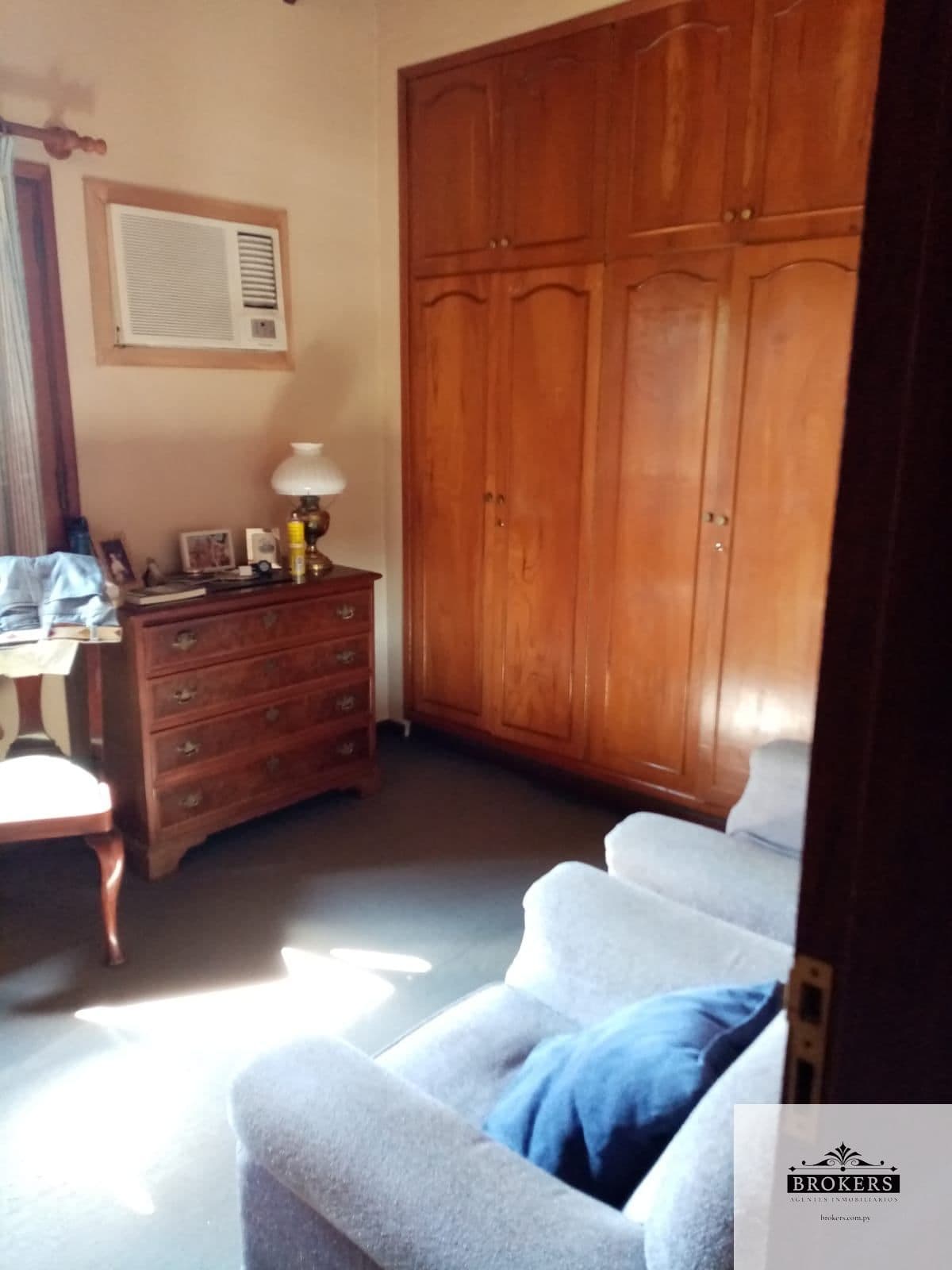 Casa dos plantas 4 dormit. en Mburucuyá — foto 5