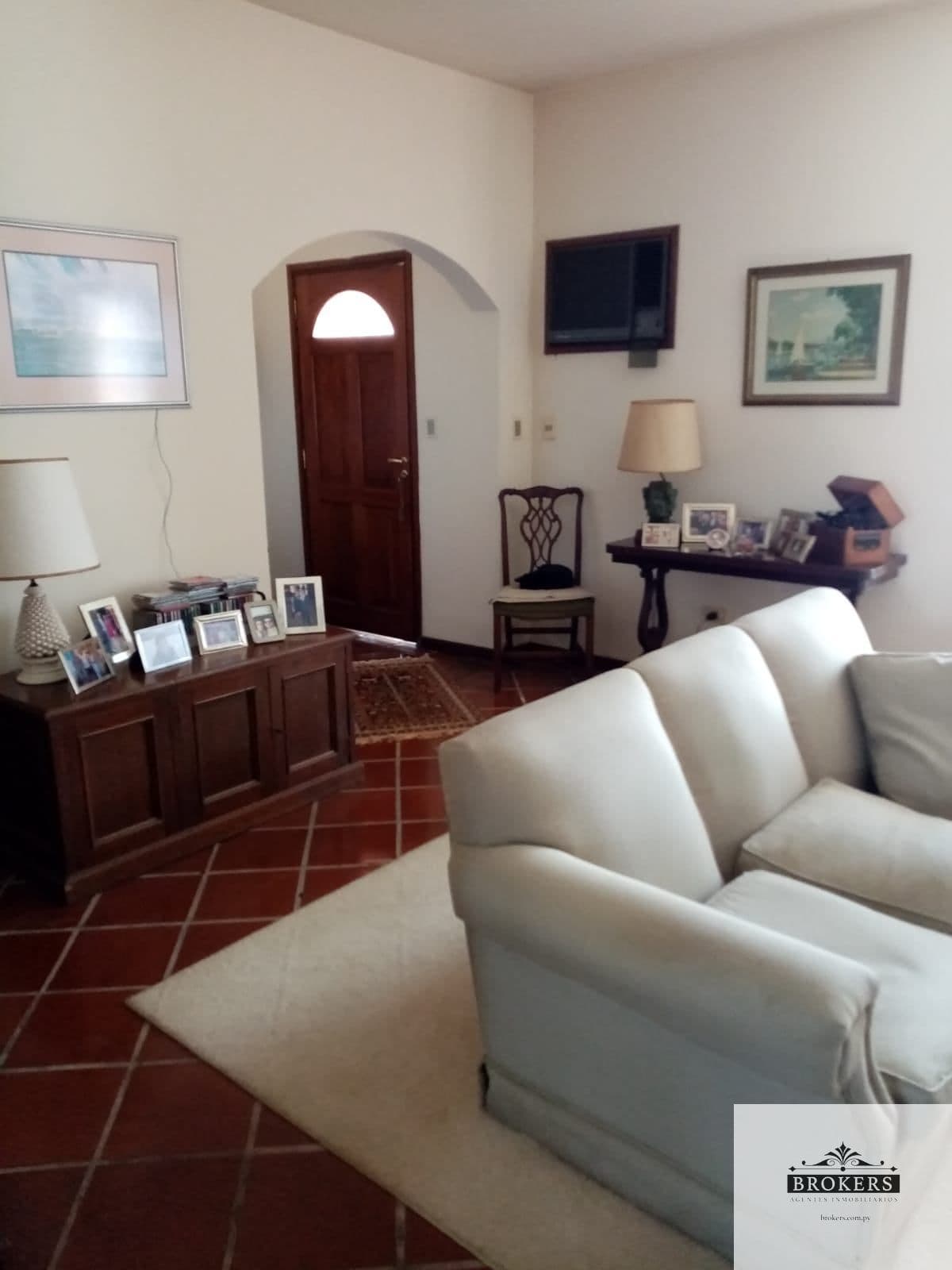 Casa dos plantas 4 dormit. en Mburucuyá — foto 3