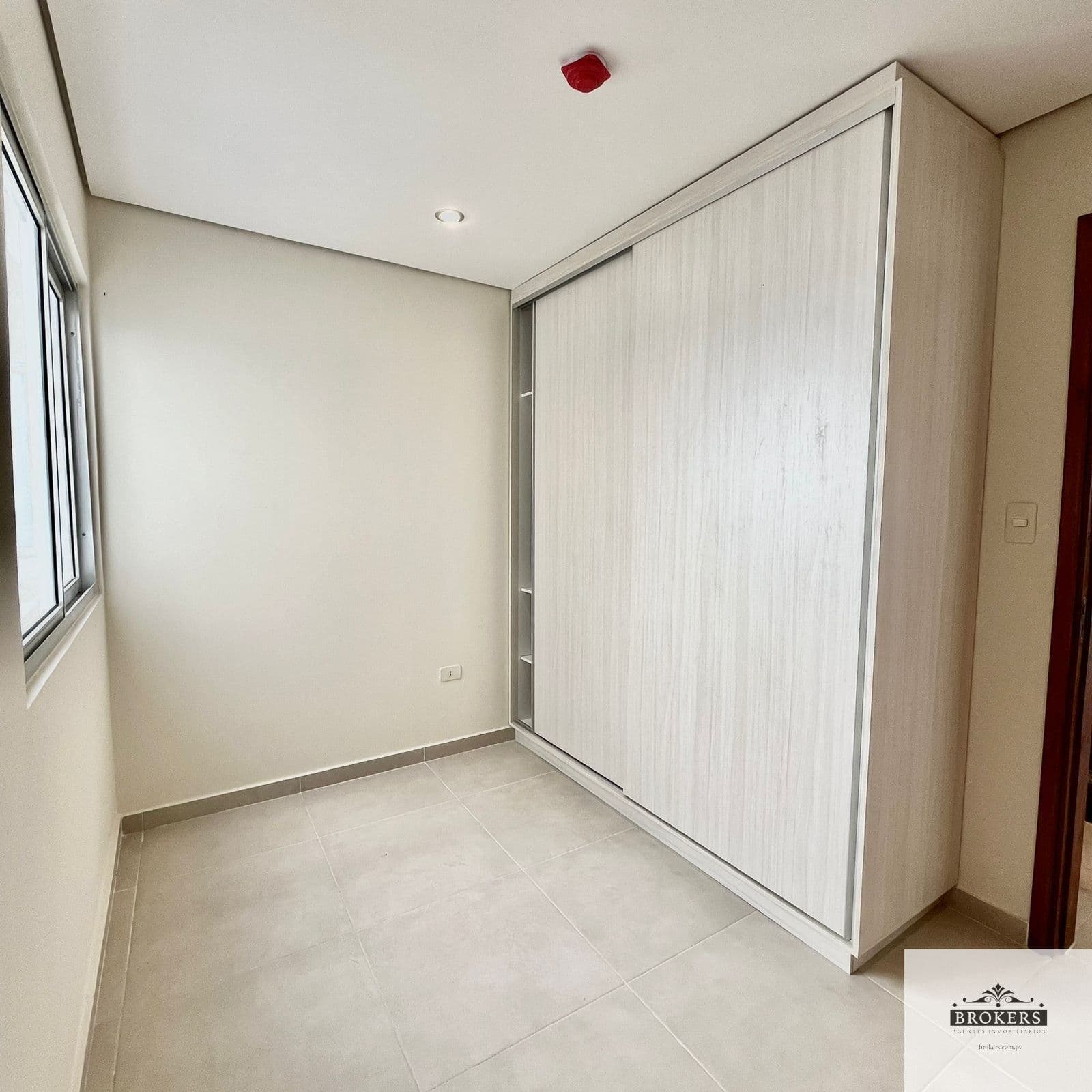 Dpto- 2 dormit. 71,65 m2 a estrenar Bo. Las Mercedes — foto 3