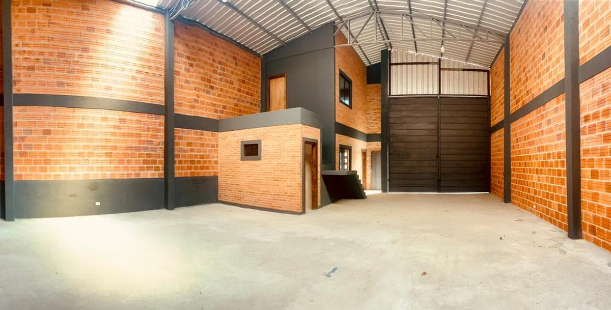 o Alquilo Hermoso Deposito De 456 m2 A Estrenar En Mariano Roque Alonso, foto 2