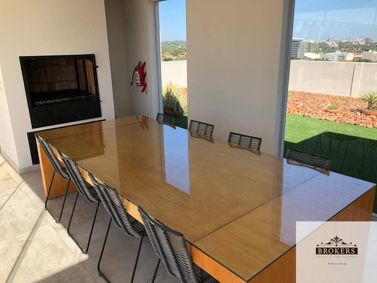 Departamento de Dos Dormitorios en alquiler c/ 2 cocheras en Villa Morra, foto 3