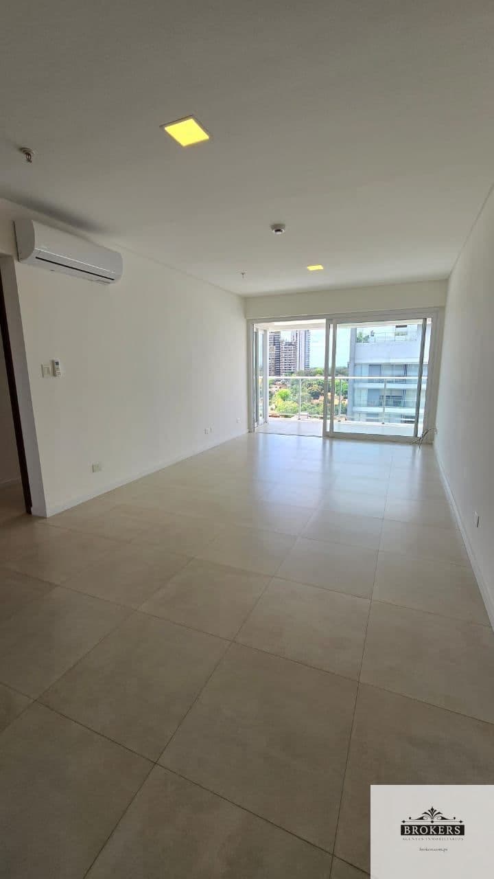 Departamento De 2 Dormitorios Sobre Molas López, foto 2