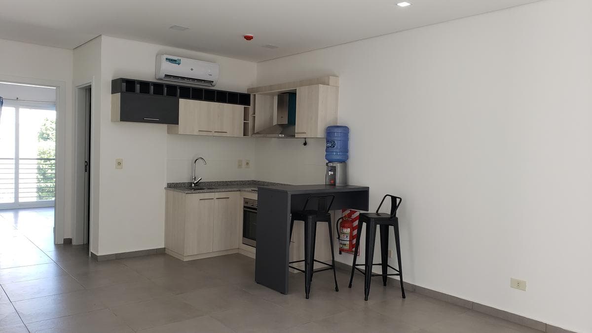 Alquilo Dpto De Un Dormitorio Amoblado en Barrio Herrera Zona Lillo