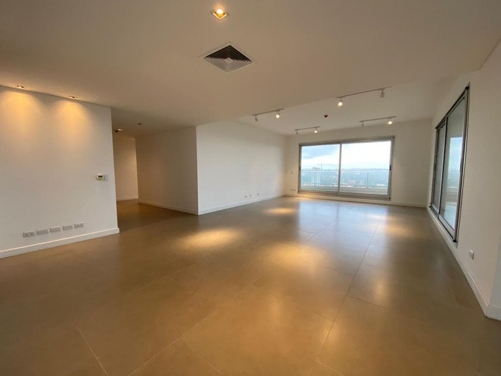 Alquilo Espectacular Semi Piso De 4 Dormitorios En Barrio Mburucuyá