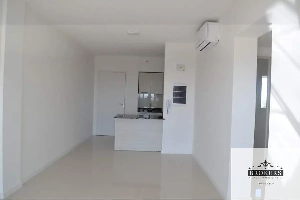 Aqluilo Departamento 2 Dormit. Sin Cochera En Bo. San Vicente, foto 4