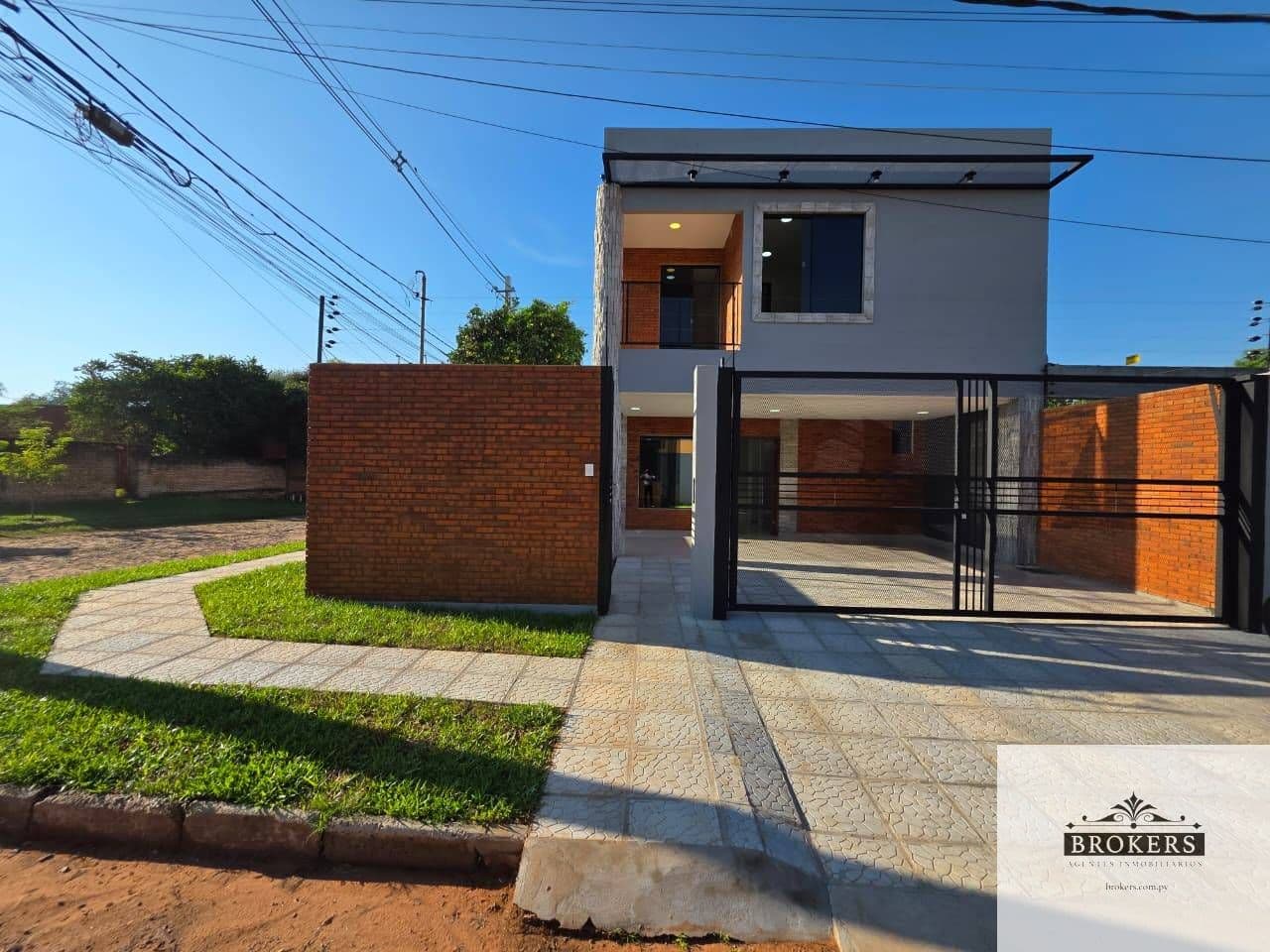 Casa a Estrenar De 3 Dormitorios Zona Colegio SEK — foto 1