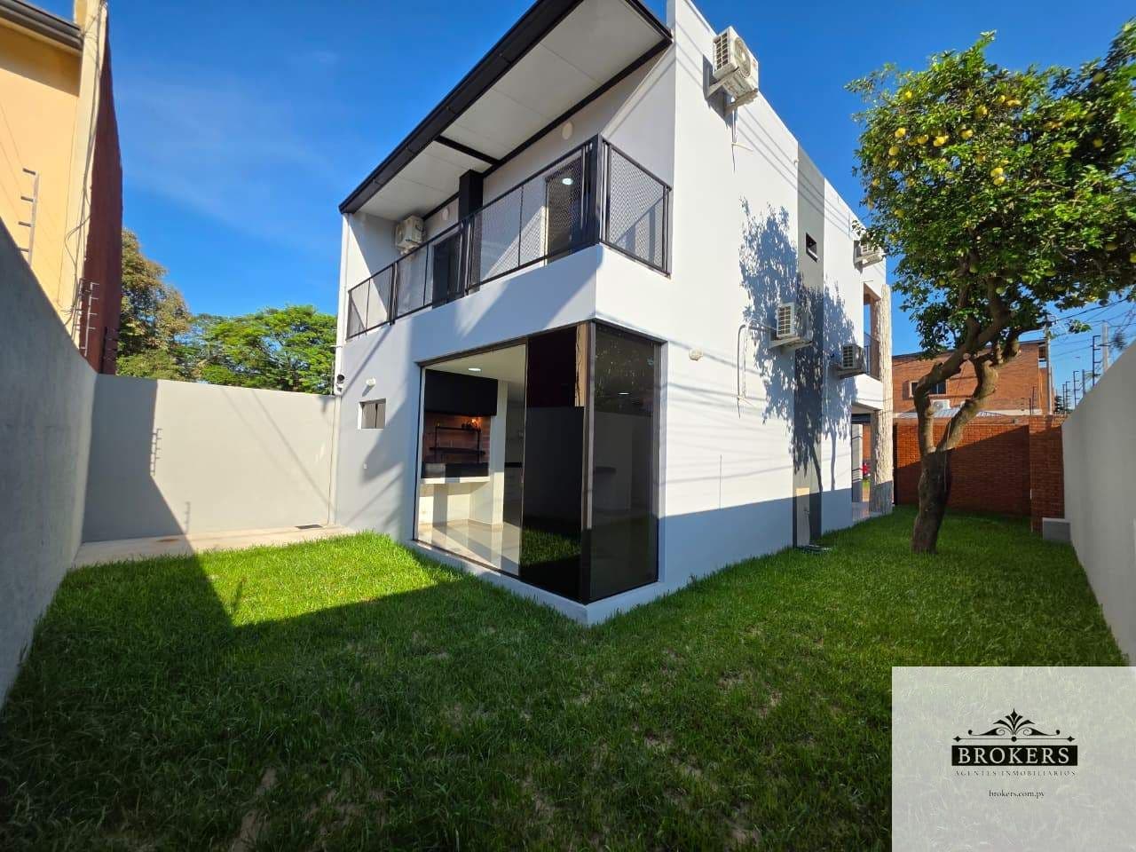 Casa a Estrenar De 3 Dormitorios Zona Colegio SEK — foto 2