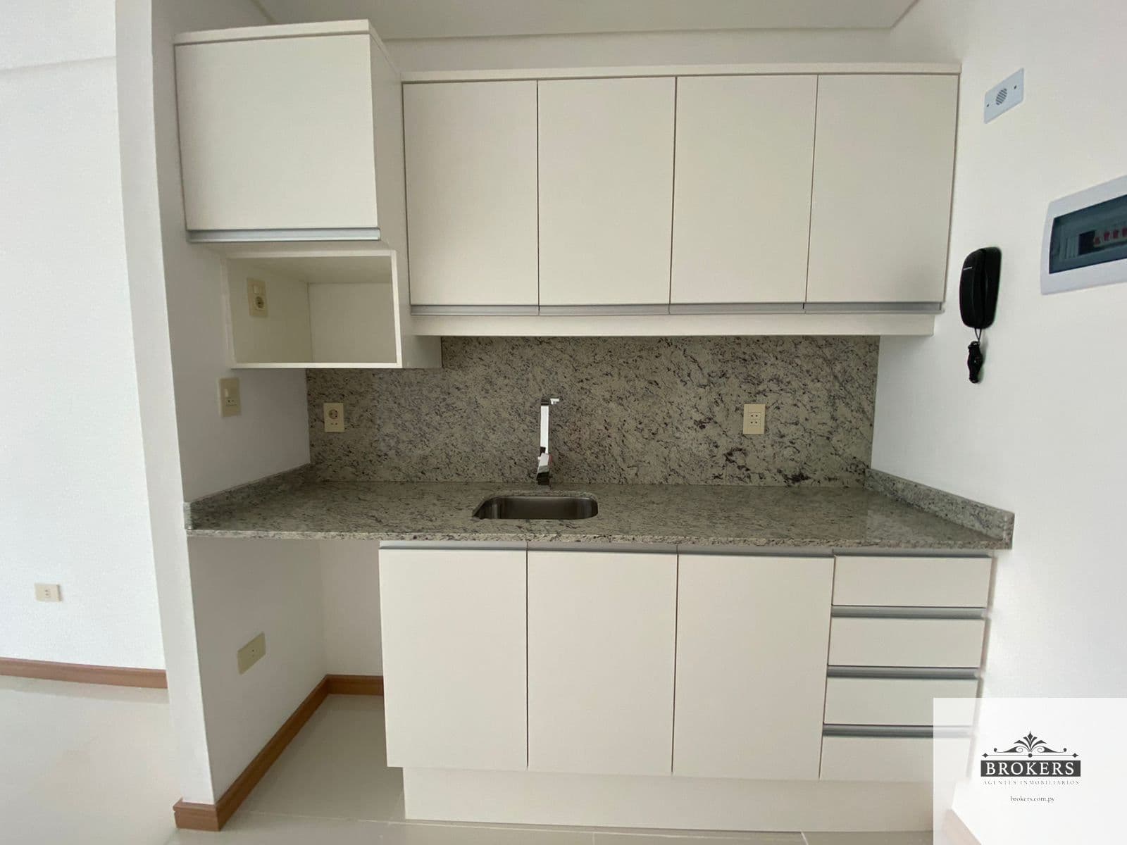 Oficina 40 m2 Con 1 Cochera Zona Eje Corporativo — foto 4