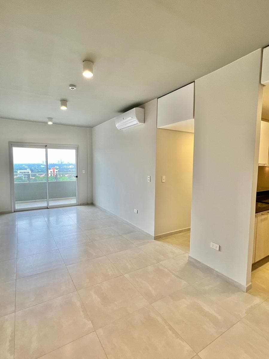 Departamento Rentado De 2 Dormitorios En Barrio Mburicao — foto 3