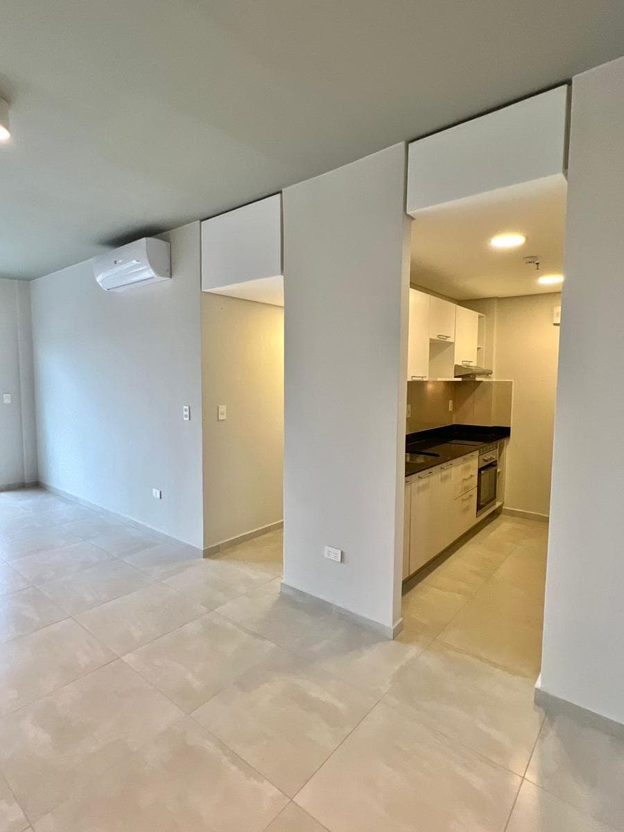 Departamento Rentado De 2 Dormitorios En Barrio Mburicao — foto 4
