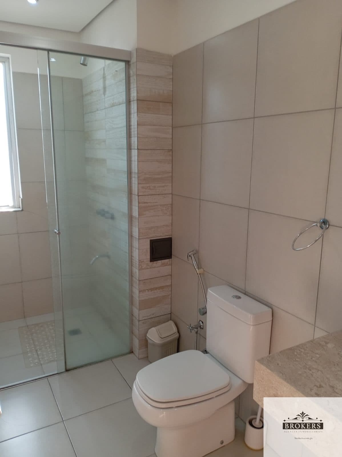 Departamento Amoblado 2 dromti. en alquiler c/ cochera en Villa Morra — foto 3