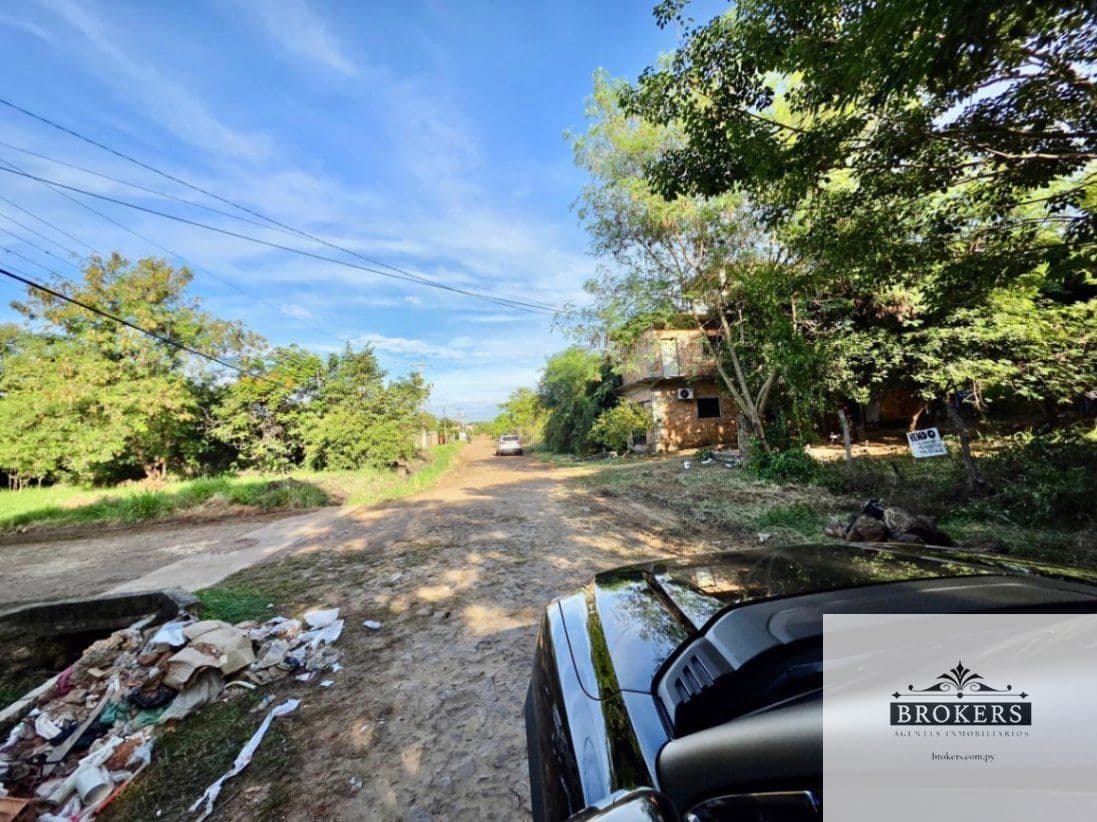 Amplio Terreno De 480 m2 En Limpio - Barrio Anahí — foto 3